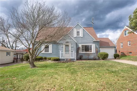 2528 N Haven Blvd, Cuyahoga Falls, OH 44223