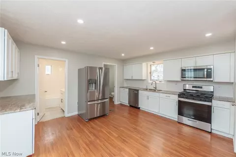 24 Baker St, Norwalk, OH 44857 photo 18