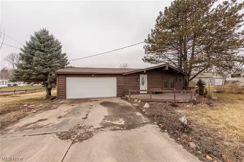 3179 Washburn Rd, Willard, OH 44890 photo 2