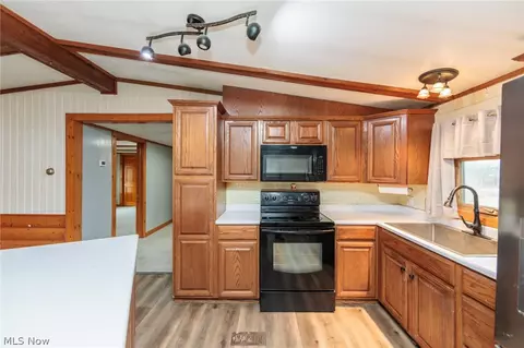 3179 Washburn Rd, Willard, OH 44890 photo 14