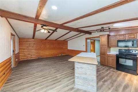 3179 Washburn Rd, Willard, OH 44890 photo 7