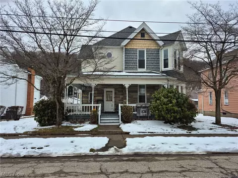 902 Second Ave, New Cumberland, WV 26047