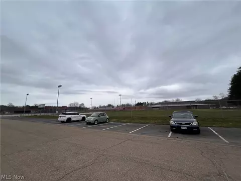 Exterior - 605 Stadium St, Minerva, OH 44657 photo 5 of 11