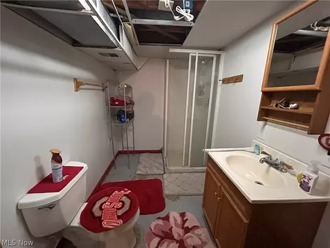 Bath - 605 Stadium St, Minerva, OH 44657 photo 2 of 2