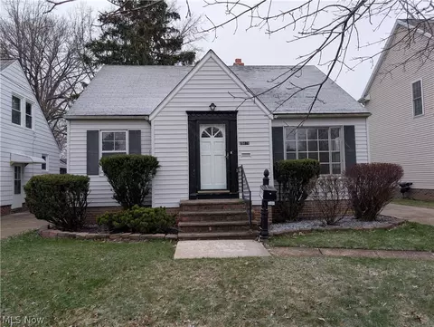 25671 Farringdon Ave, Euclid, OH 44132