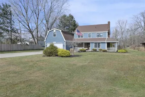 5802 Russia Rd, South Amherst, OH 44001