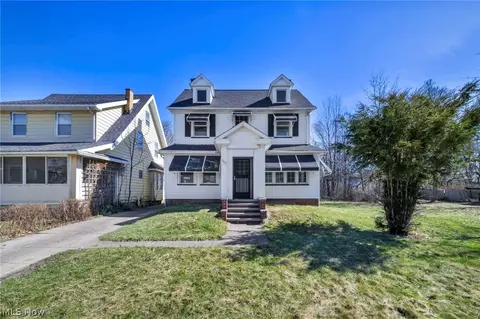 3427 E 121st St, Cleveland, OH 44120