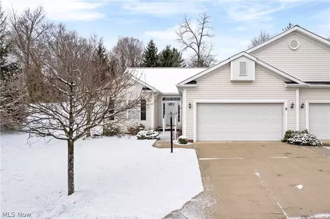 3814 Faith Ln, Richfield, OH 44286