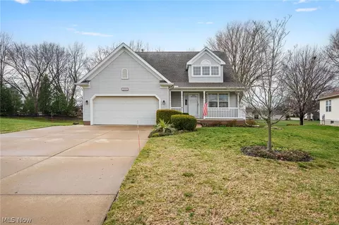 1990 Boxwood Trl, Painesville, OH 44077