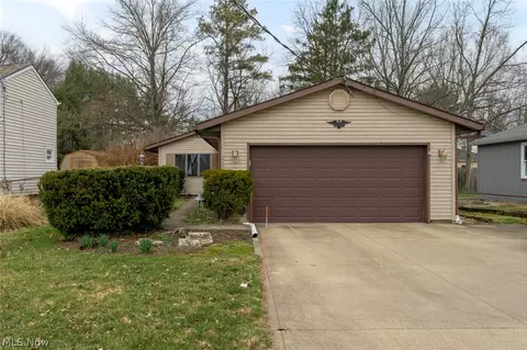 226 North Ave, Ravenna, OH 44266