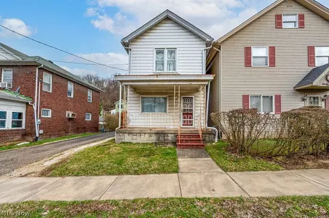 1055 Ambrose Ave, East Liverpool, OH 43920