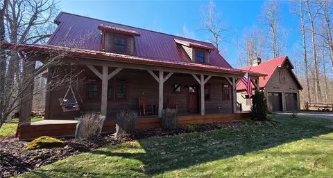 3989 Court Rd, Wakeman, OH 44889