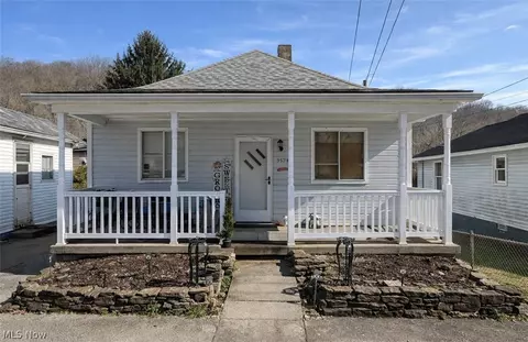 357 Rosser Ave # B, Bellaire, OH 43906