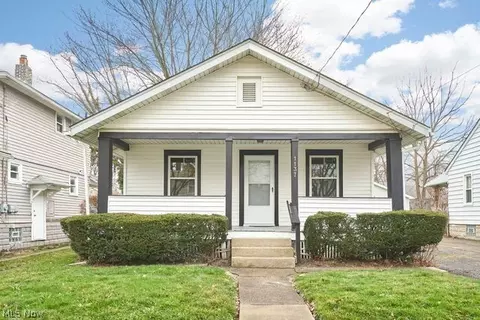 1137 Herberich Ave, Akron, OH 44301