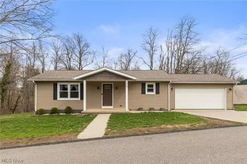 416 2nd St, Bethesda, OH 43719