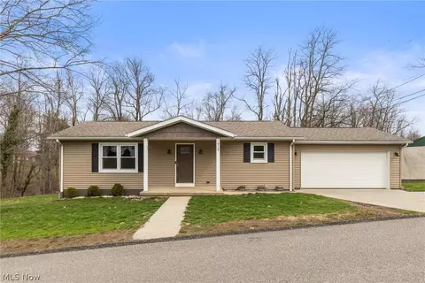 416 2nd St, Bethesda, OH 43719