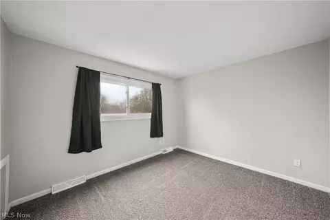 9870 Short Dr, Windham, OH 44288 photo 19