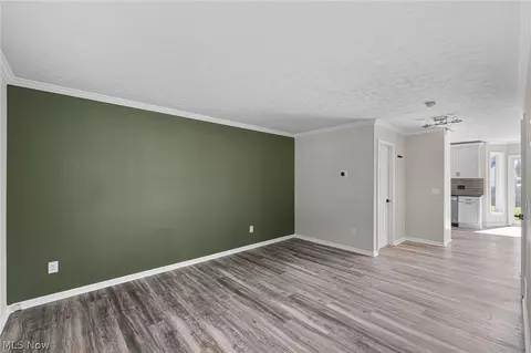 1267 Bell Ct, Elyria, OH 44035 photo 12
