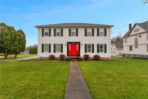 264 W Main St, Canfield, OH 44406