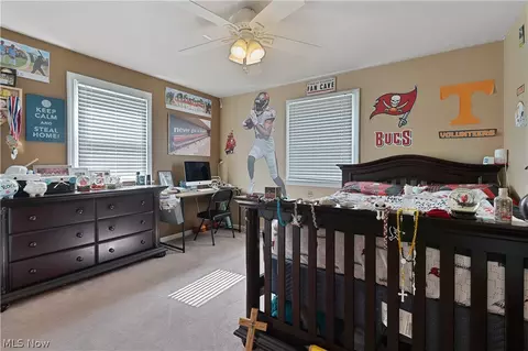 Bedroom - 1338 Valley View Dr, Boardman, OH 44512 photo 1 of 6