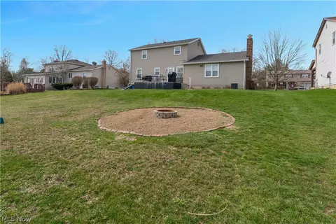 Exterior - 1338 Valley View Dr, Boardman, OH 44512 photo 7 of 8