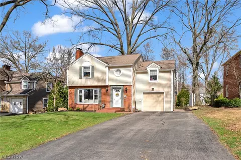 172 Wolcott Dr, Boardman, OH 44512 photo 2