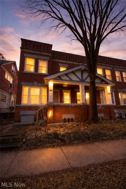 1818 Knowles Ave, East Cleveland, OH 44112