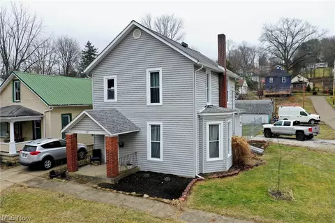 285 S Crawford St, Millersburg, OH 44654