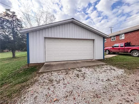 Exterior - 724 E Main St, Barnesville, OH 43713 photo 4 of 6