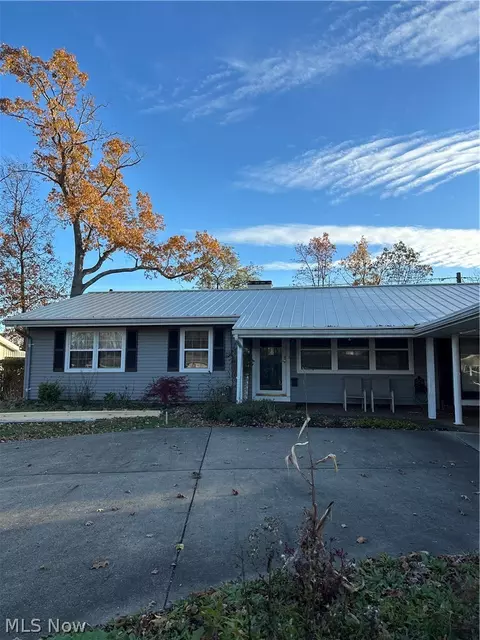 339 Guilford Ave, Woodsfield, OH 43793