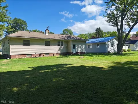 Exterior - 5611 Poplar Ave, Ashtabula, OH 44004 photo 3 of 6
