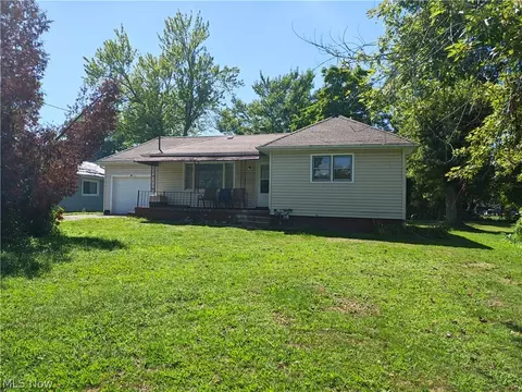 Exterior - 5611 Poplar Ave, Ashtabula, OH 44004 photo 1 of 6