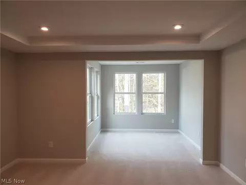 Living - 950 Memory Ln # -2, Aurora, OH 44202 photo 1 of 2