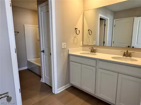 Bath - 950 Memory Ln # -2, Aurora, OH 44202 photo 2 of 2