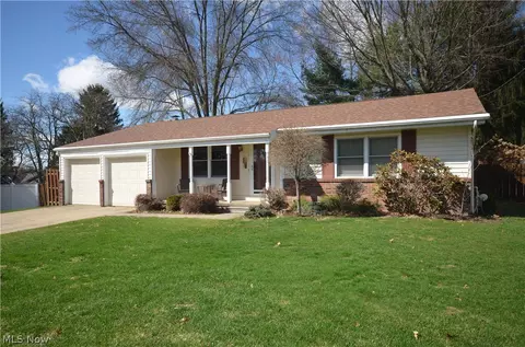 264 High Point Cir, Tallmadge, OH 44278
