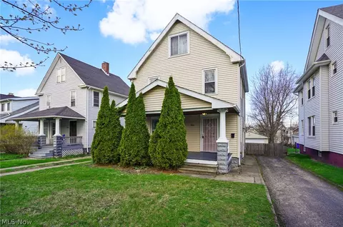 8805 Jeffries Ave, Cleveland, OH 44105