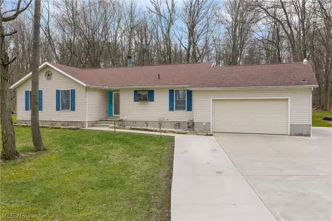 528 E Howe Rd, Tallmadge, OH 44278