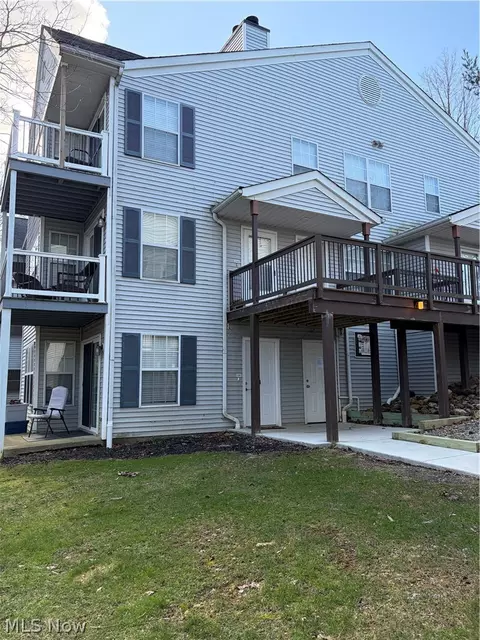 2305 Stoney Run Trl, Broadview Heights, OH 44147