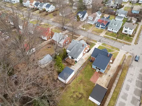 View/Area - 344 E 246th St, Euclid, OH 44123 photo 5 of 9
