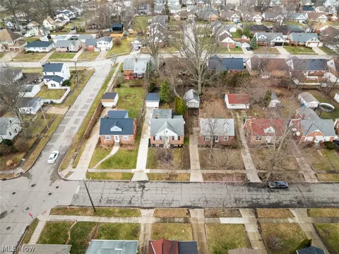 View/Area - 344 E 246th St, Euclid, OH 44123 photo 2 of 9