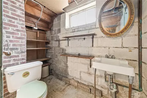 Bath - 344 E 246th St, Euclid, OH 44123 photo 2 of 2