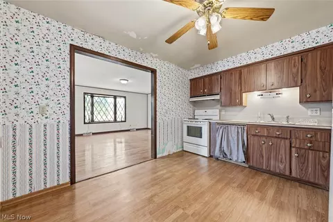Kitchen - 344 E 246th St, Euclid, OH 44123 photo 3 of 3