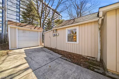 Exterior - 101 E 238th St, Euclid, OH 44123 photo 3 of 5