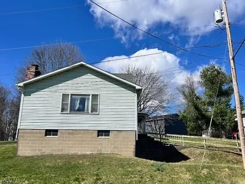 63054 63060 South 26 Rd, Bethesda, OH 43719