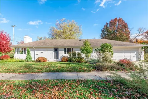 24535 Lake Rd, Bay Village, OH 44140