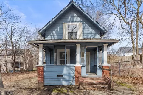 185 Stanton Ave, Akron, OH 44301