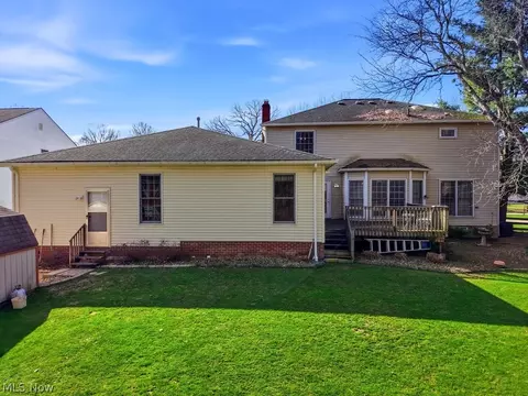 Exterior - 34603 Bramble Ln, Solon, OH 44139 photo 2 of 4