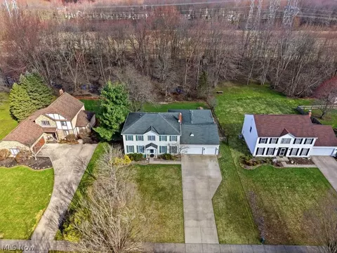 View/Area - 34603 Bramble Ln, Solon, OH 44139 photo 2 of 5