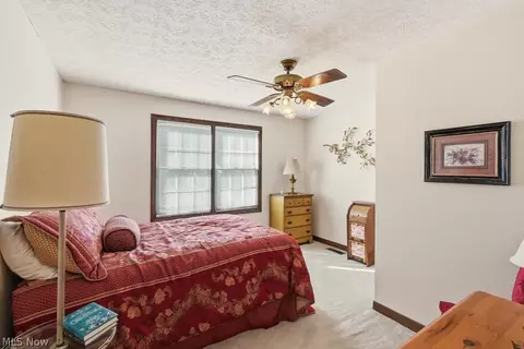 Bedroom - 34603 Bramble Ln, Solon, OH 44139 photo 1 of 6