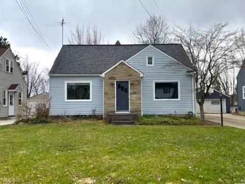 1606 Fairfax Rd, Akron, OH 44313